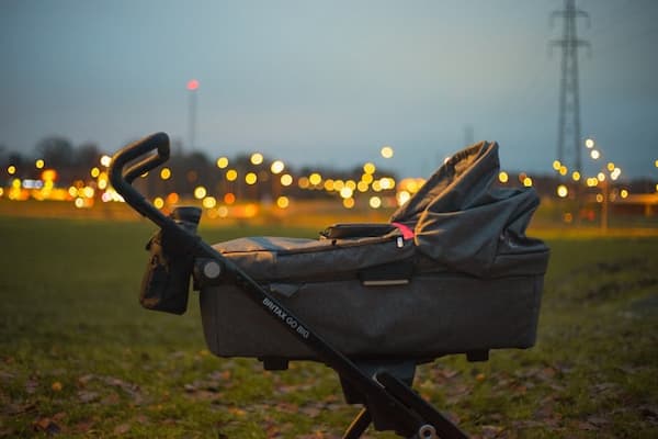 do baby strollers expire?